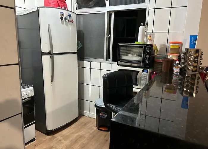 Kitnet 150M Da Praia C/ Garagem E Portaria 24H