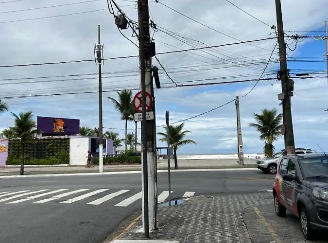 Kitnet 150M Da Praia C/ Garagem E Portaria 24H