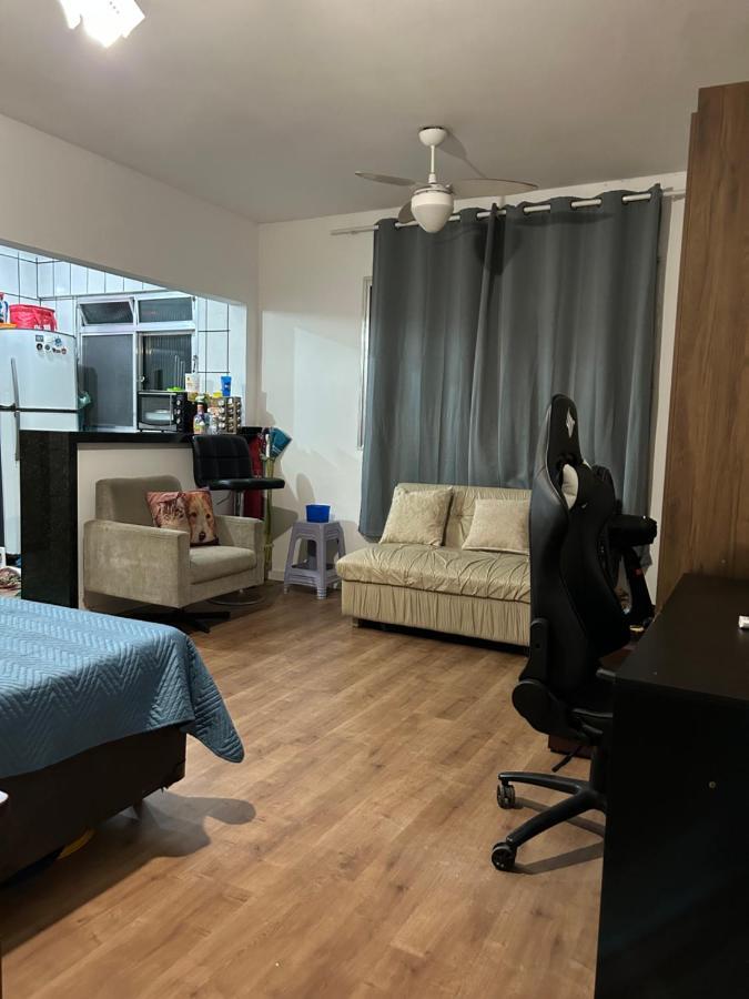 Kitnet 150m Da C/ Garagem E Portaria 24h Apartment *