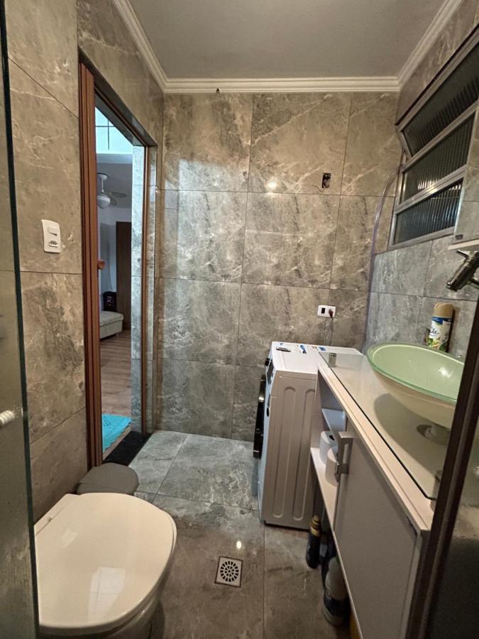 Kitnet 150m Da C/ Garagem E Portaria 24h Apartment *